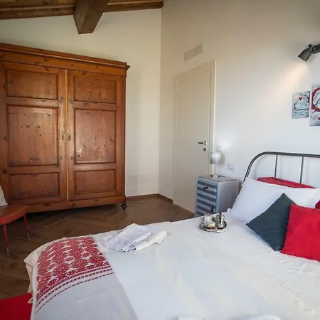 Casa Laura Capannori